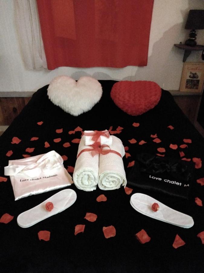 Le Love Chalet Des Alpes ギエストル エクステリア 写真